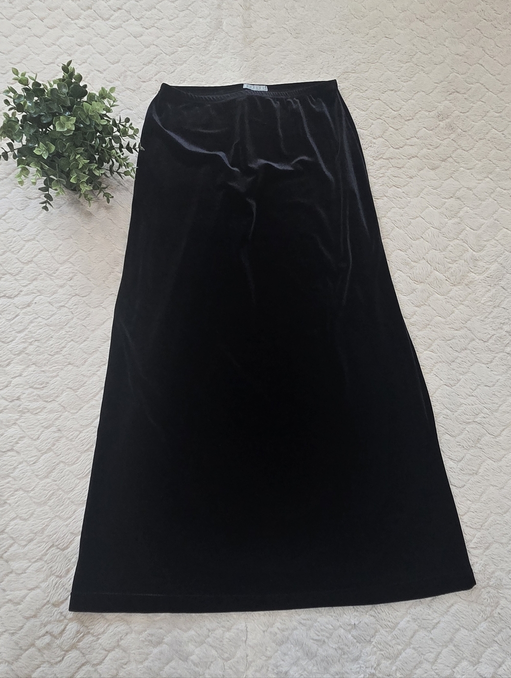 Old Navy Stretch Vintage Y2K Black Crushed Velvet Maxi Skirt, Size Small